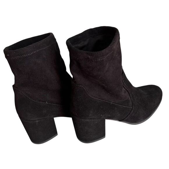 NWOB Valdini Riana Black Suede Chelsea Ankle Booties women’s size 7 Whimsigoth - Picture 4 of 12